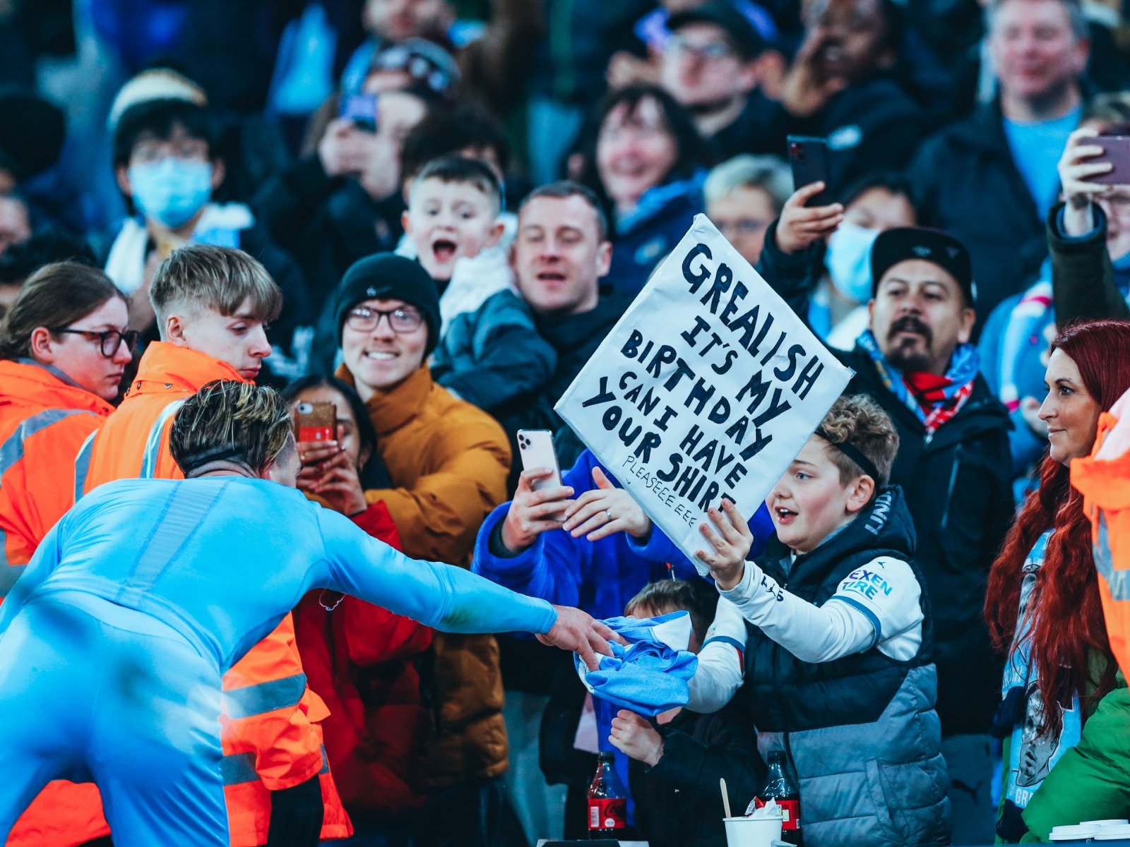 但他们通过 但他们通过