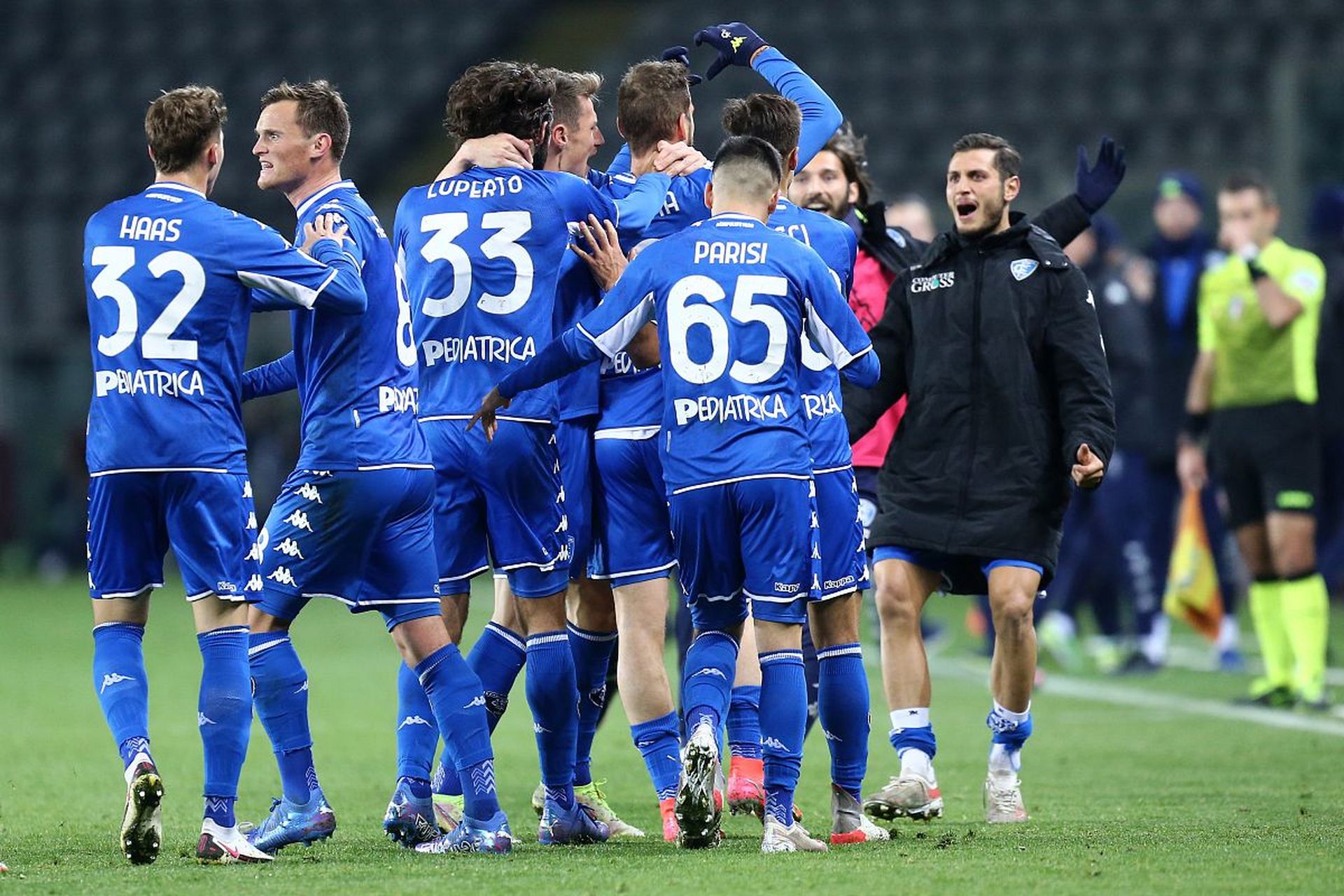 万执教国足 万执教国足